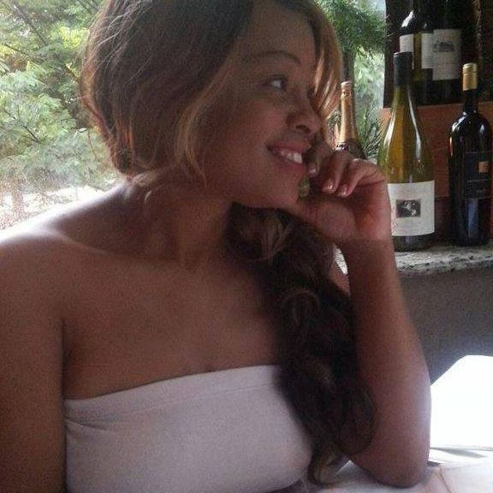 Meet your Posher, Kiana